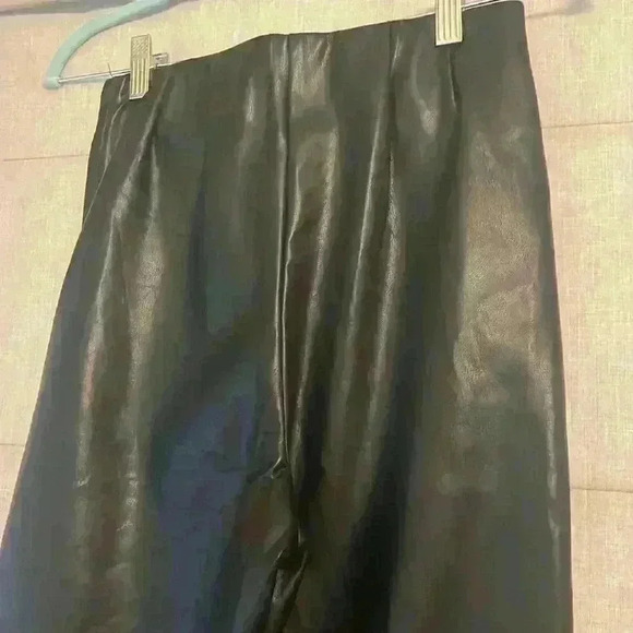 LULUS Side Zip Pleather Pant, New with tag. Size Small. - Picture 2 of 2